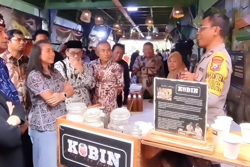 East Java Police Use Coffee to Strengthen Community Ties
