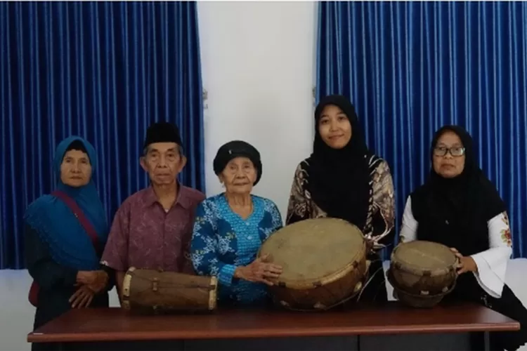 Kentrung Jatimenok: When the Tradition of Storytelling Quietly Fades