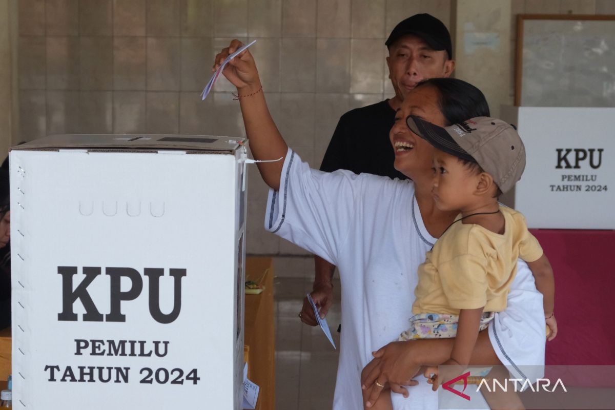 Indonesian Democracy: Strength and Weakness After Elections