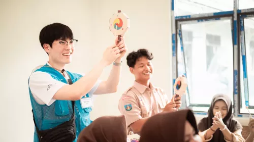 Indonesian-Korean Volunteers Renovate Schools in Cilegon