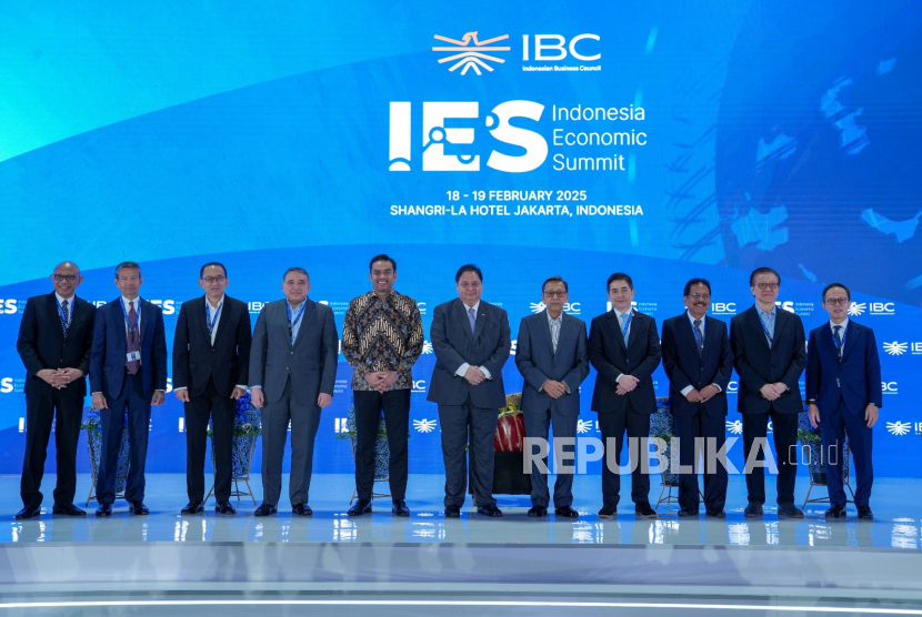 OCBC Reaffirms Support for Business Ecosystem at Indonesia Economic Summit 2026