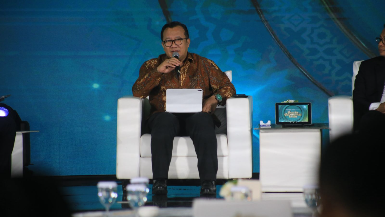 Finance Minister Emphasizes Crackdown on Illegal Imports