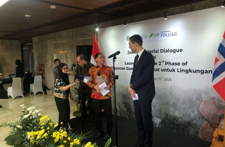 Indonesia and Norway Launch Community Environmental Funding Program