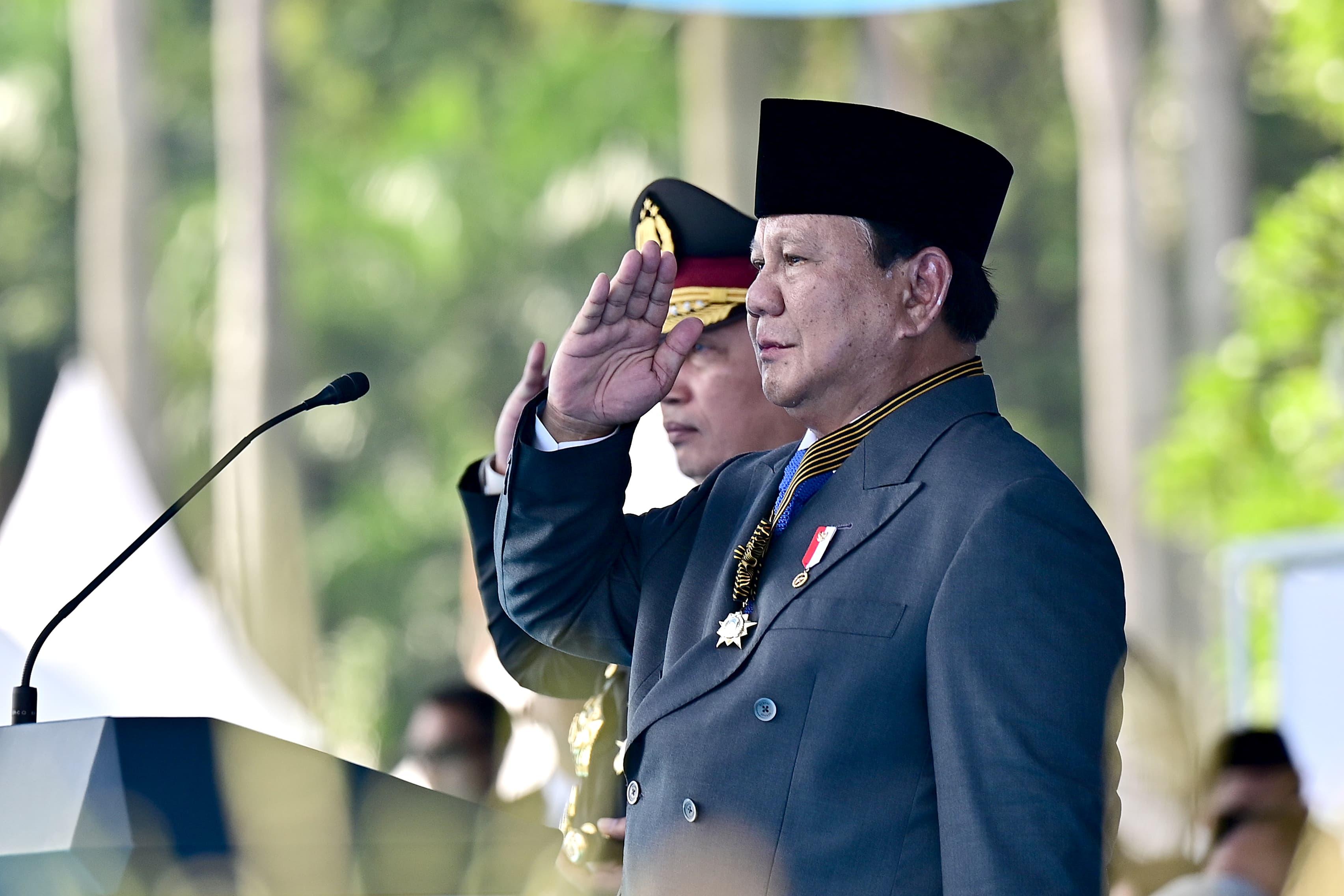 Indonesian Police Forces to Remain Under President's Authority