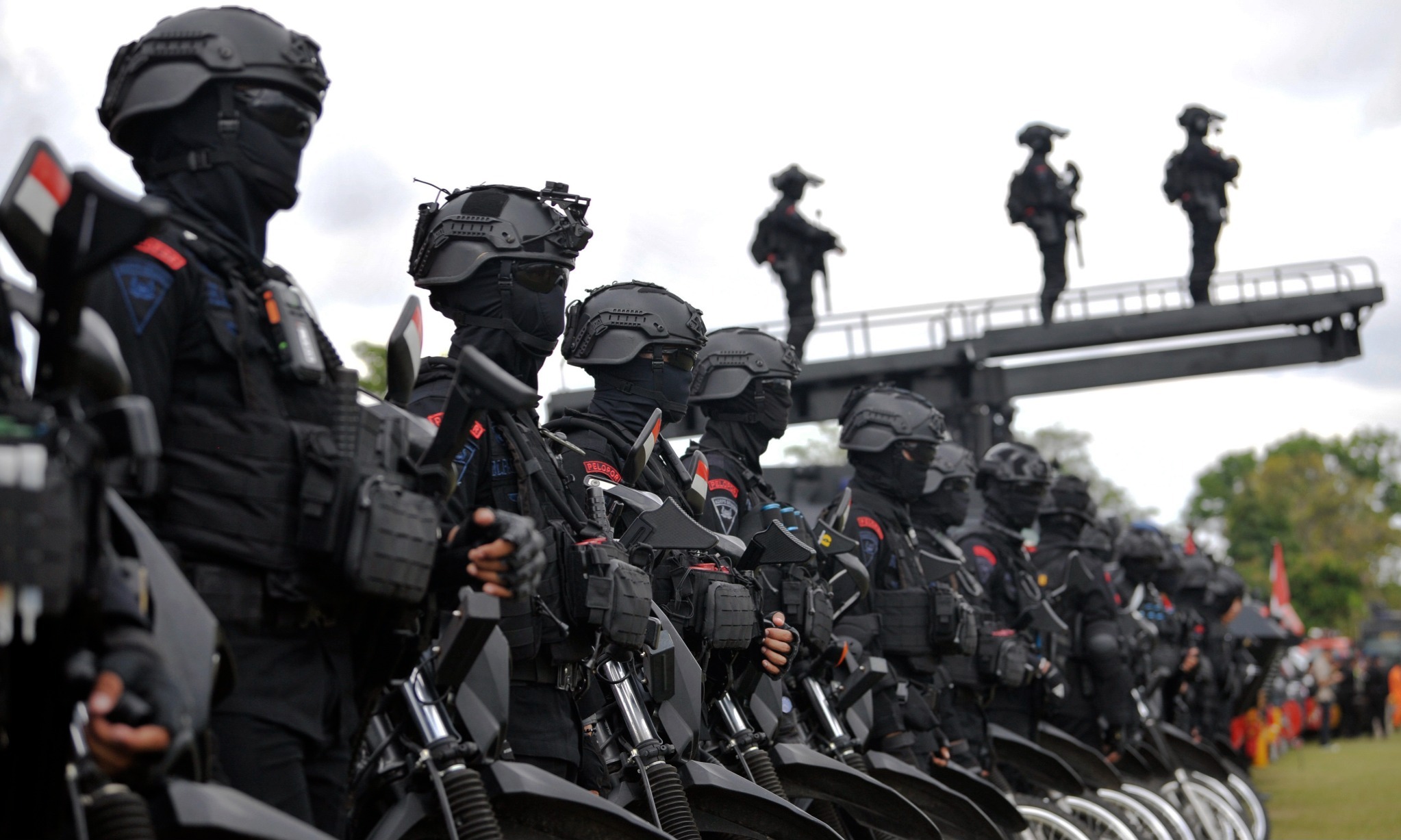 Brimob Babel Supports 'Indonesia Asri' Initiative